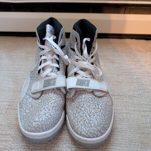 Nike Men's High-Top Sneakers - White and Gray